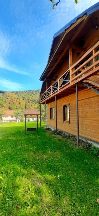 Rosinka Apartamento Yaremche Exterior foto