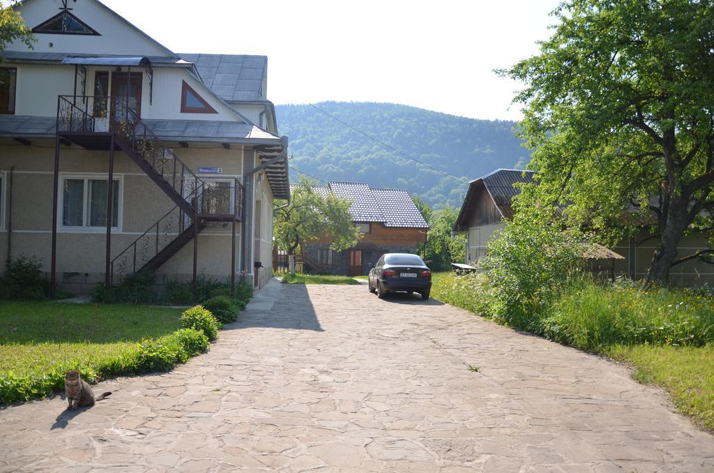Rosinka Apartamento Yaremche Exterior foto