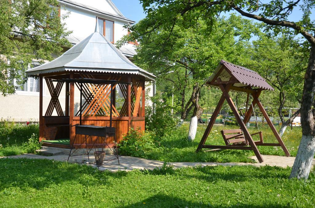 Rosinka Apartamento Yaremche Exterior foto