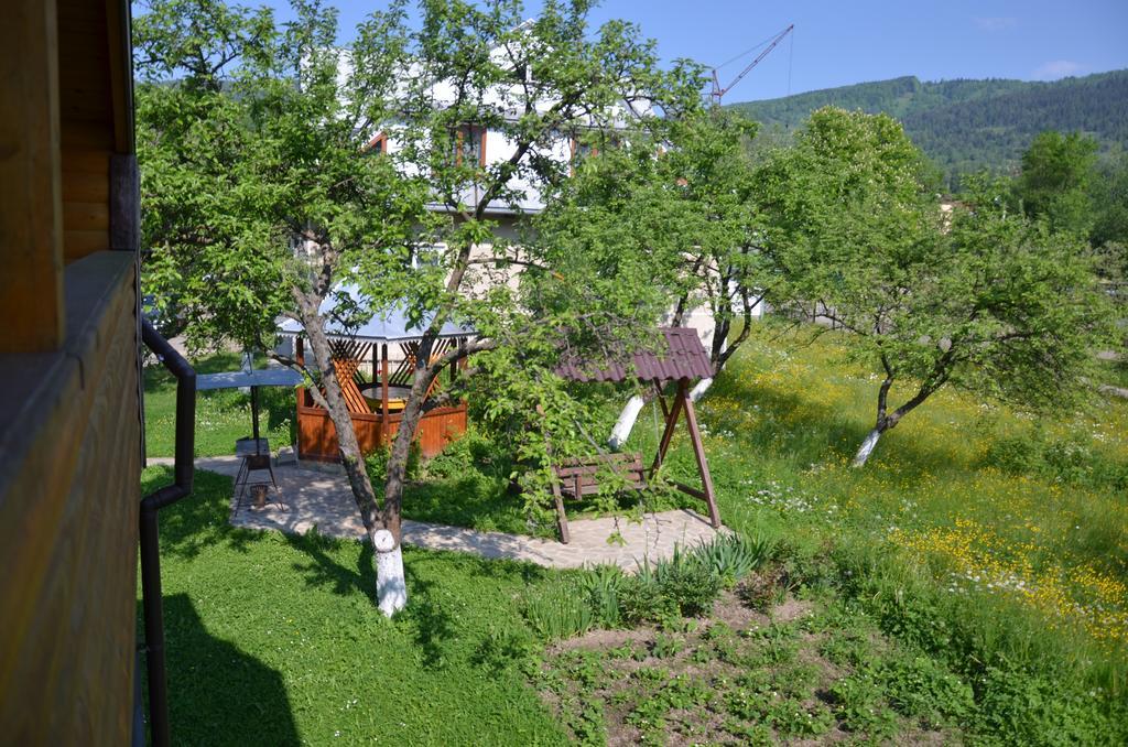 Rosinka Apartamento Yaremche Exterior foto