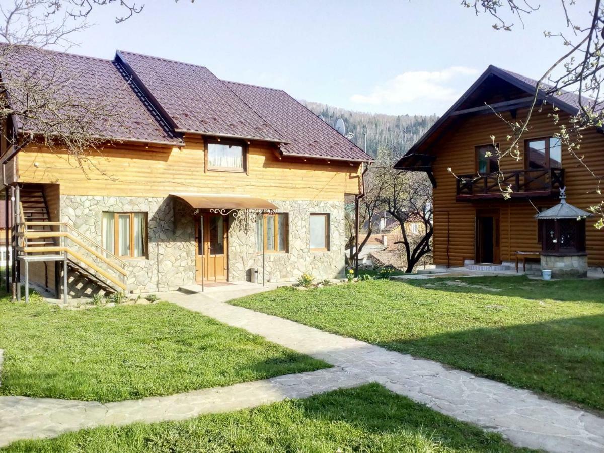 Rosinka Apartamento Yaremche Exterior foto